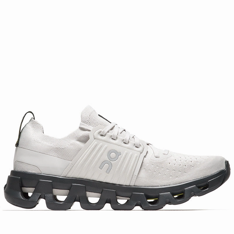 Clean Path Lane On Cloudswift 4 - Wolf/Black