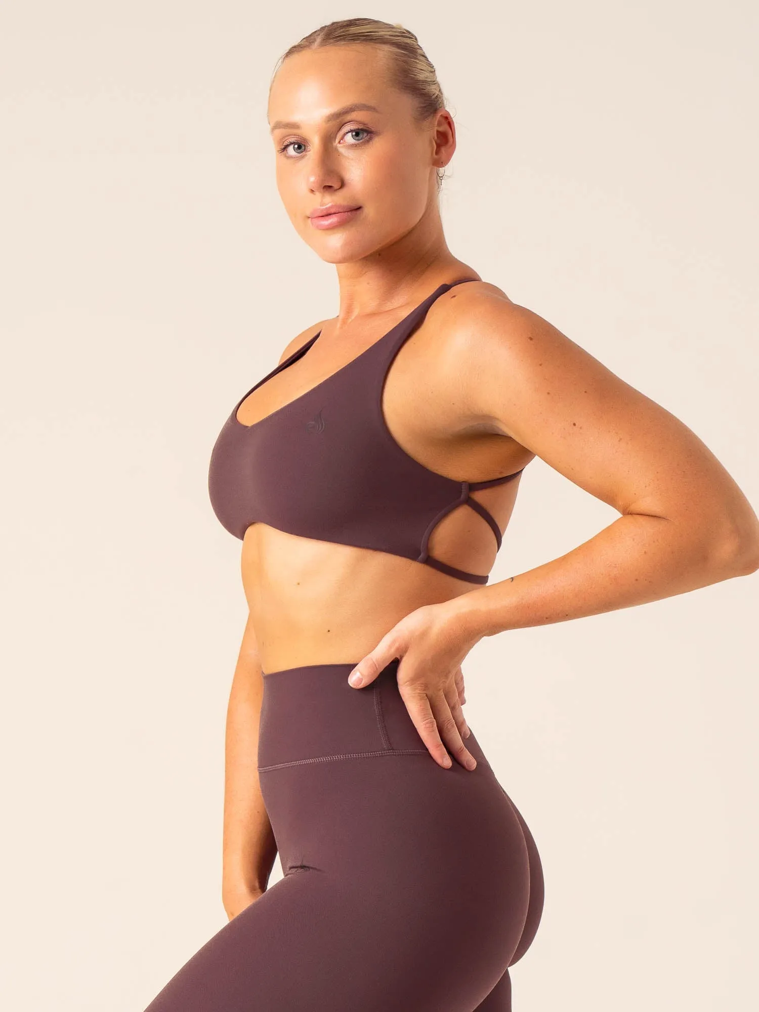 NKD Embody Sports Crop - Plum Anti-microbial seams slim fit