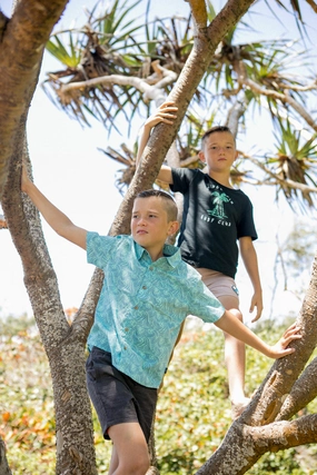 Peaks Button Down - Beach Glass High contrast kids' outfits