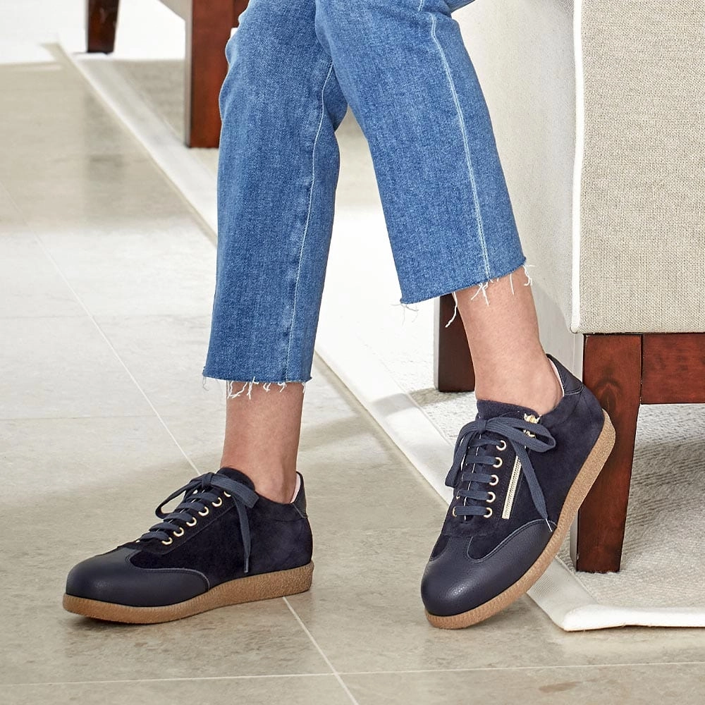 Casual Edge Pixie: Navy Leather & Suede