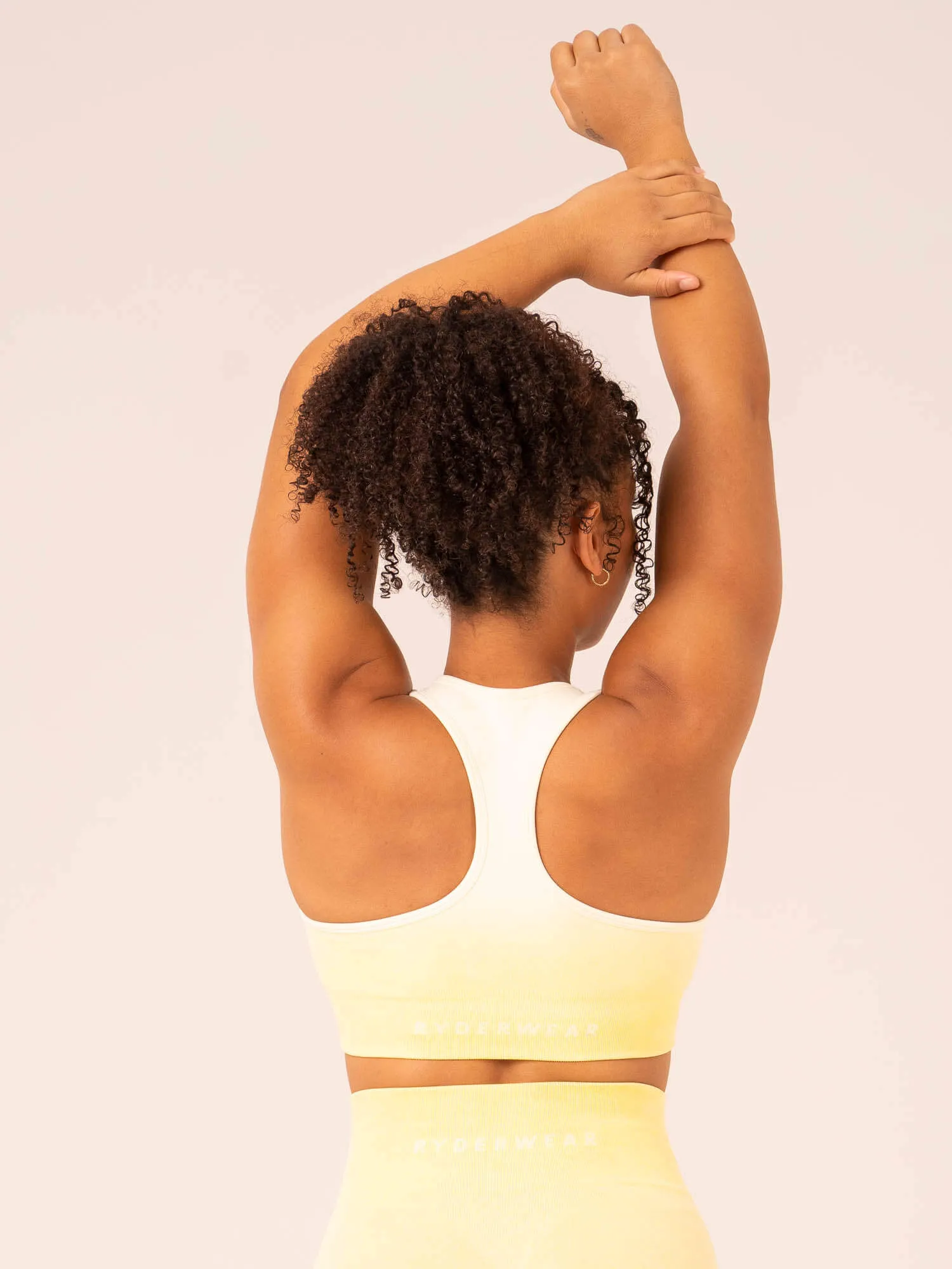 Ombre Seamless Sports Bra - Lemon Ombre Adjustable Racerback seams
