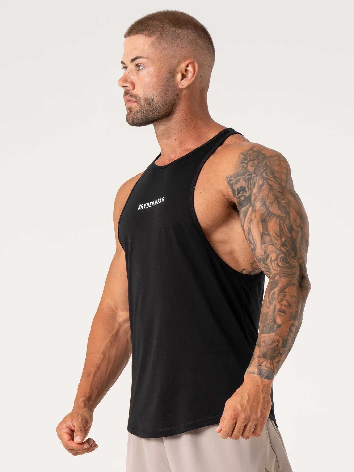 Functional Versatile Styling Options Pursuit Tank - Black