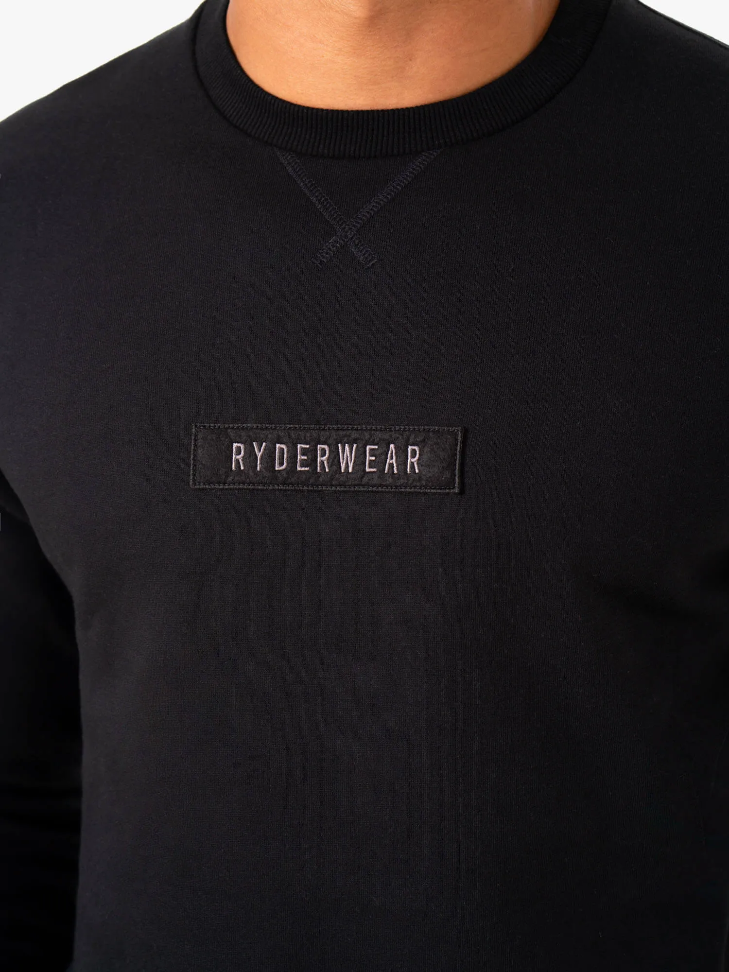 Recharge Pullover - Black Warm Layers