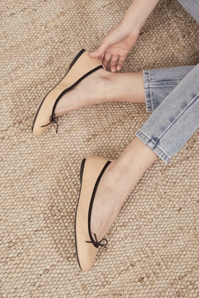 Stacked Heel Ladies Nashira Ballet Pumps