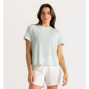 Simple Wear Minimal Comfort Style Women's Elevate Lightweight Tee