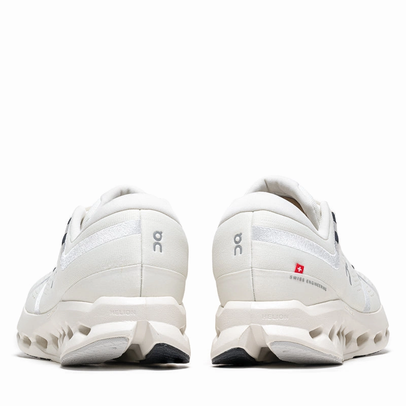 Lightweight Comfort Women's On Cloudsurfer 2 - Ivory/Ivory