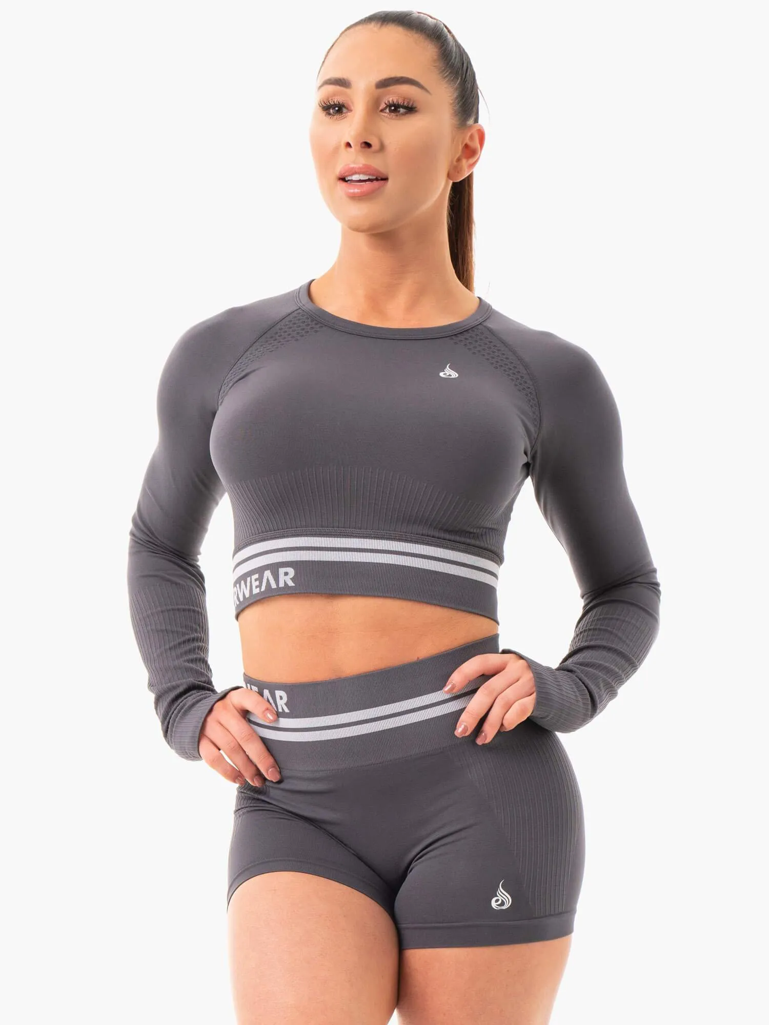 Freestyle Seamless Long Sleeve Crop - Charcoal BreathableFabric Sun Protection Fabric