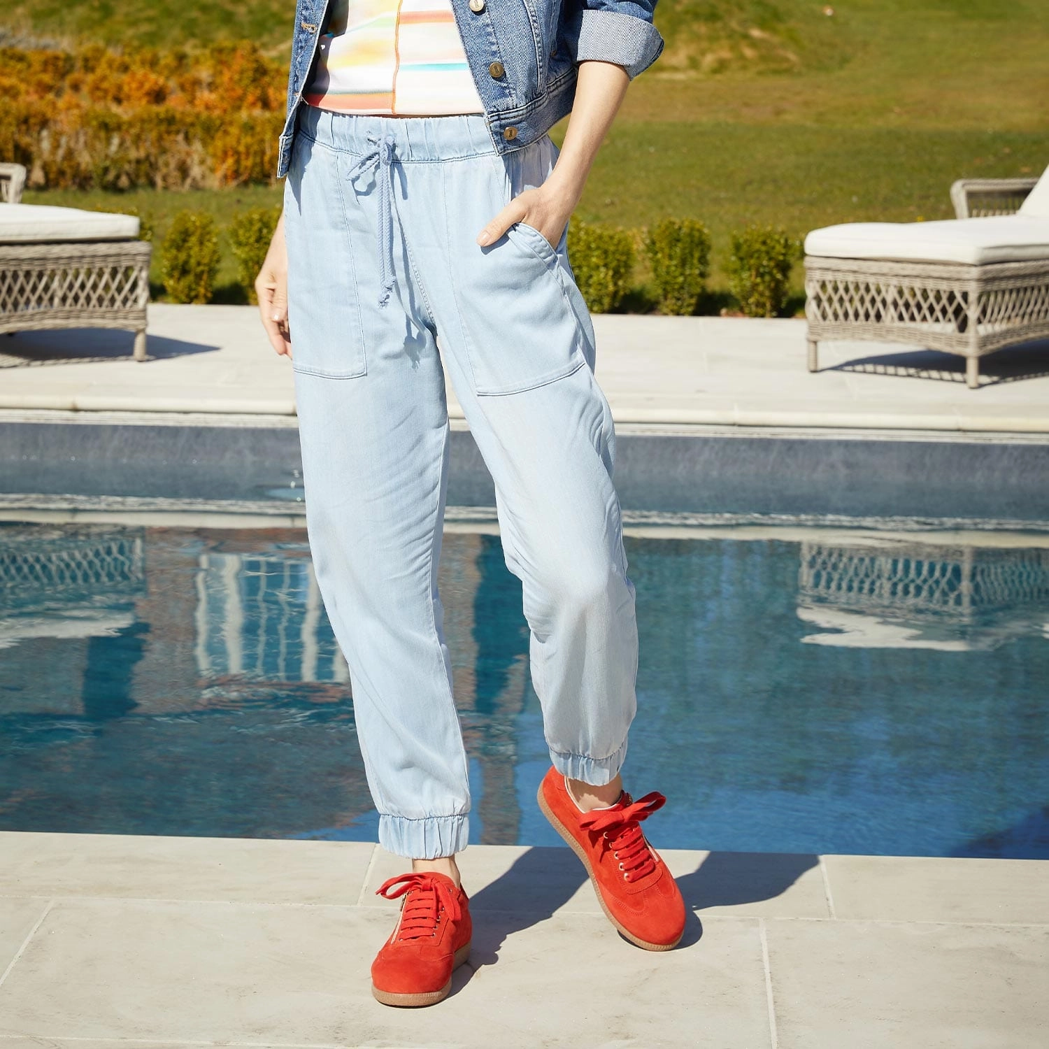 Pixie: Coral Red Suede Stitch Down Technique