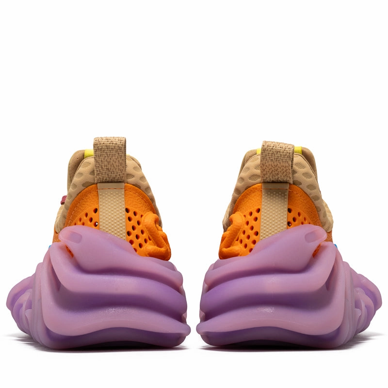 Salehe Bembury x Crocs Juniper - Apricot Versatile Walk.