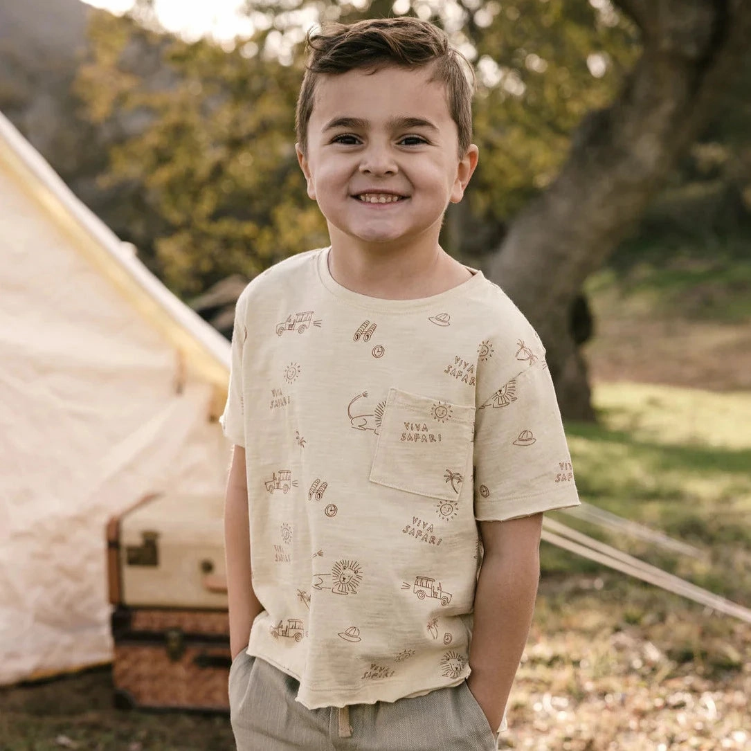 Rylee   Cru Kids Unisex RAW EDGE T-SHIRT - VIVA SAFARI Camping outfits for children