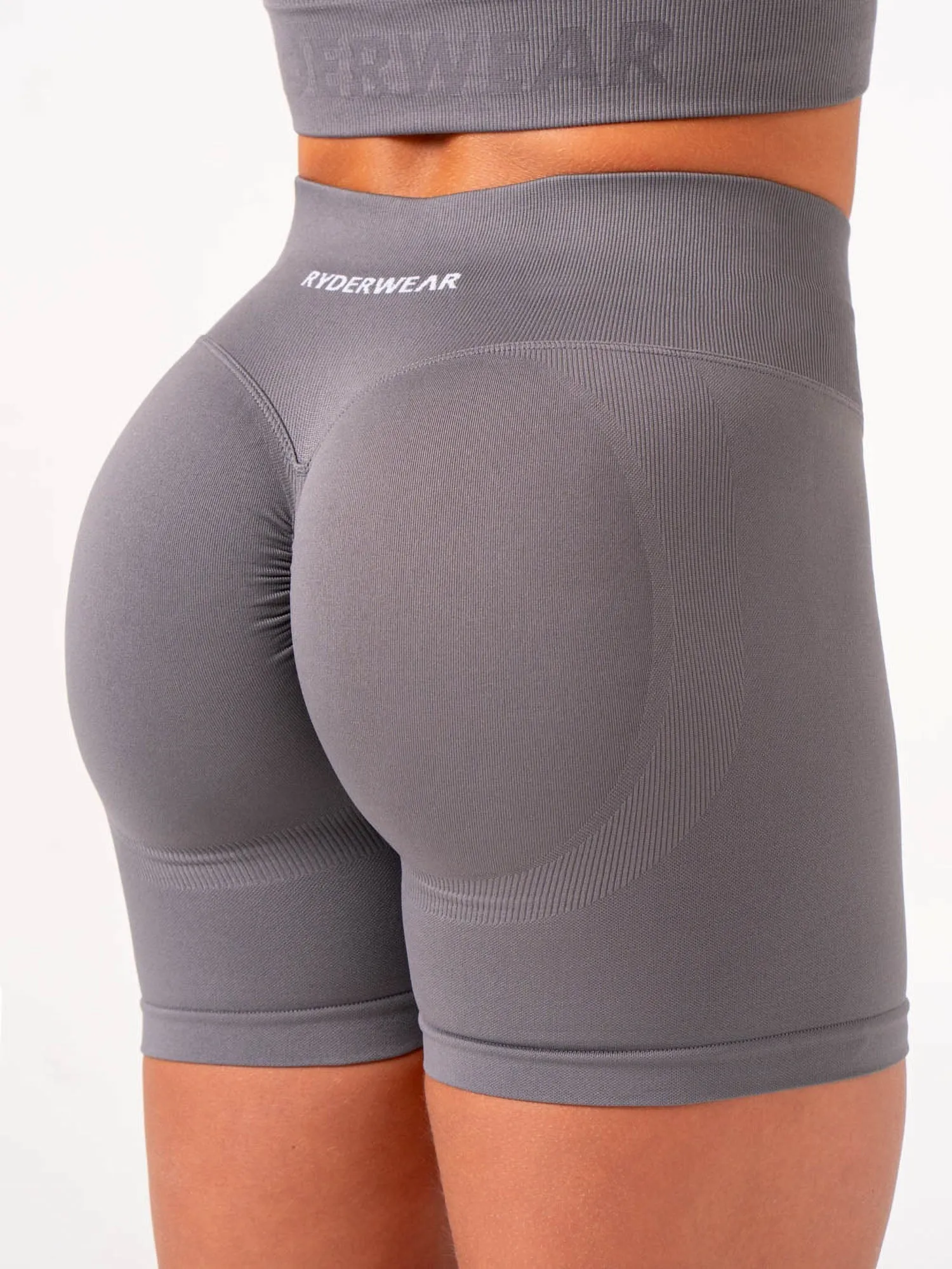 Printed T-shirt Mesh Lining Lift Scrunch Shorts - Charcoal