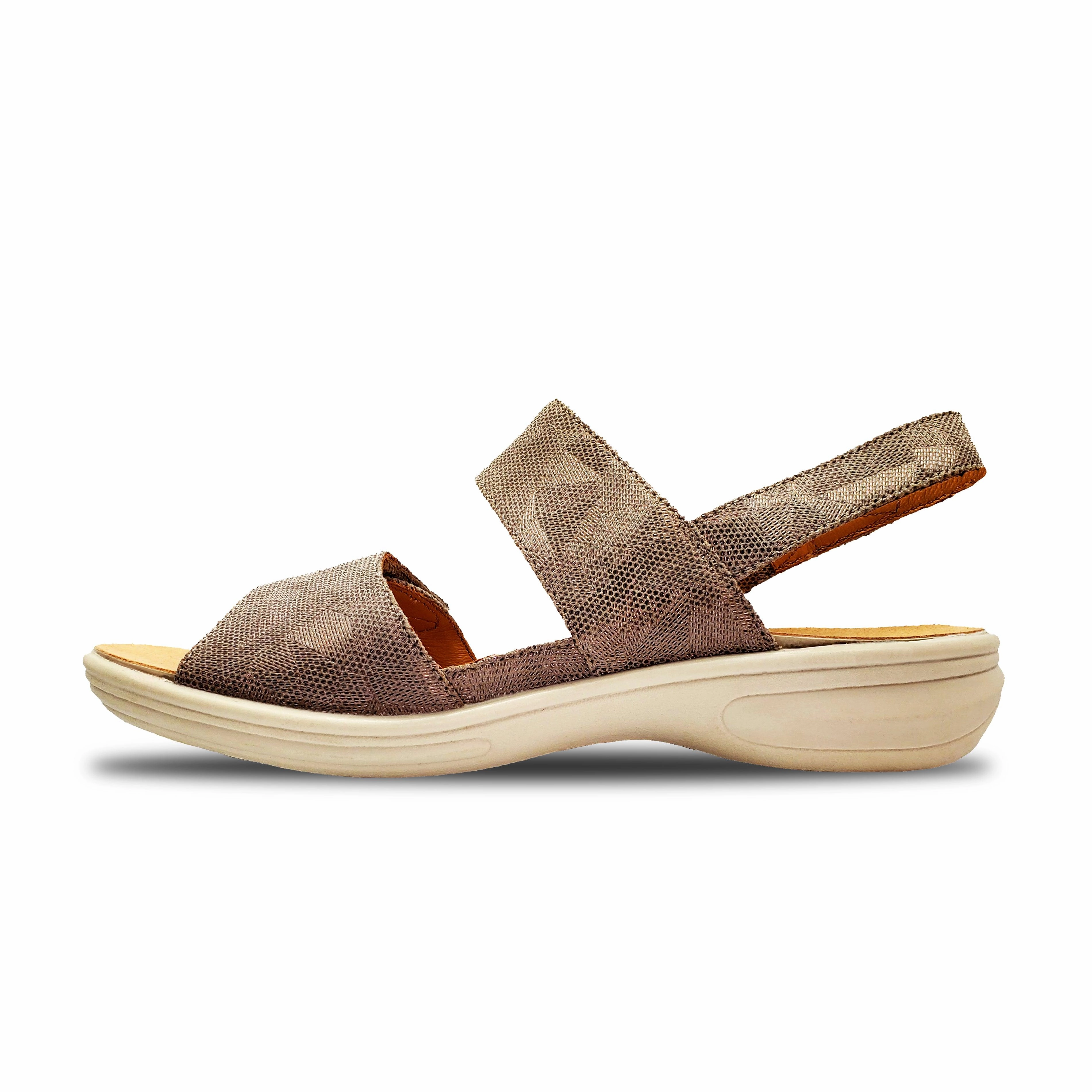 RubberOutsole Breathable Revere Como Backstrap Sandal (Women) - Champagne Angle