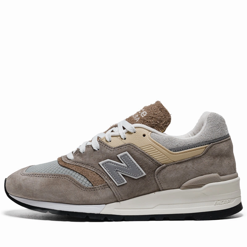 New Balance Made in USA 997 - Light Mushroom/Mirage Grey Way Firm Hold Power