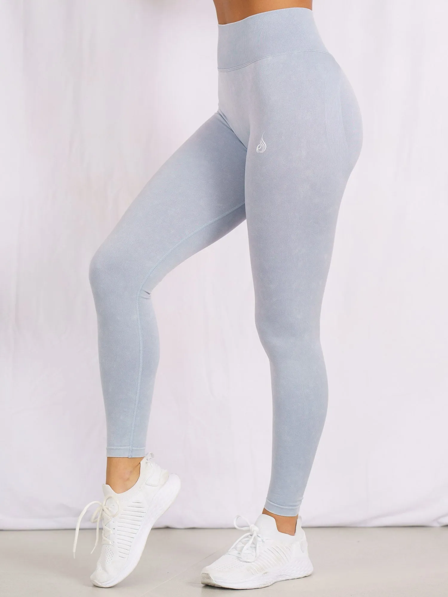 Indoor Exercise Maternity Wear Stonewash Scrunch Seamless Leggings - Dusty Blue Stonewash