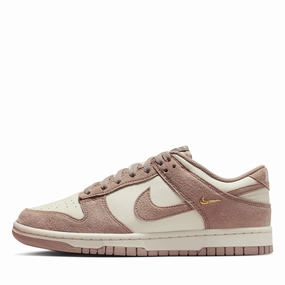 Toe Strong Light Move Women's Nike Dunk Low - Sail/Malt