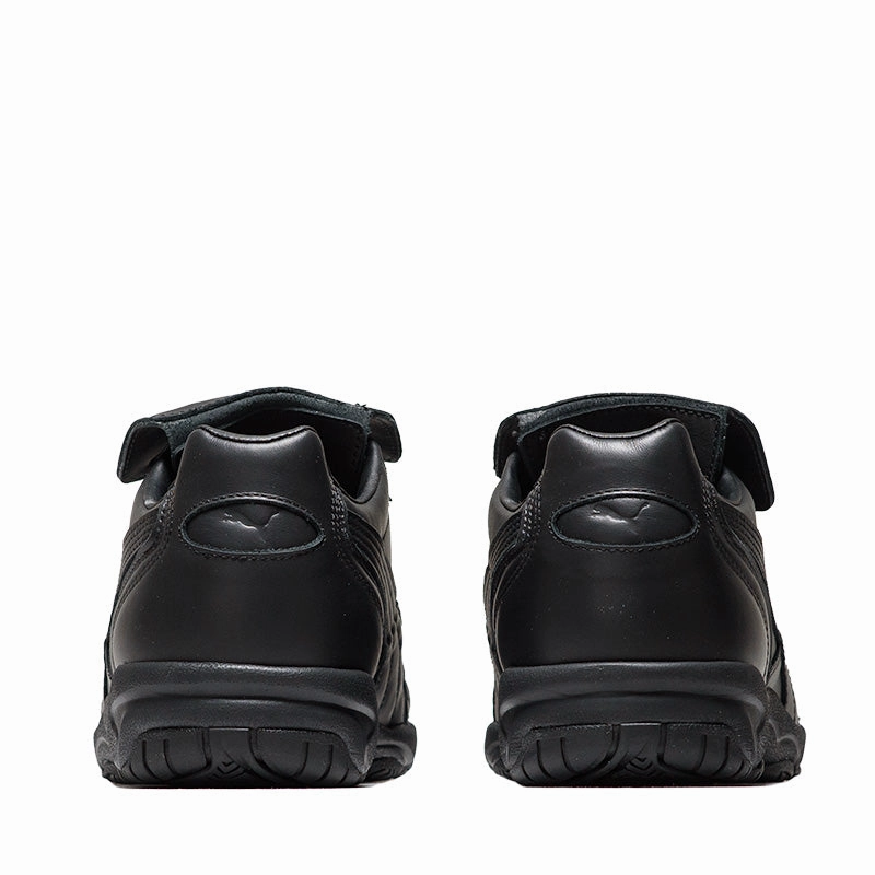 Lack of Guidance x Puma King Indoor - Black Mature Gentleman Supportive Cushioning