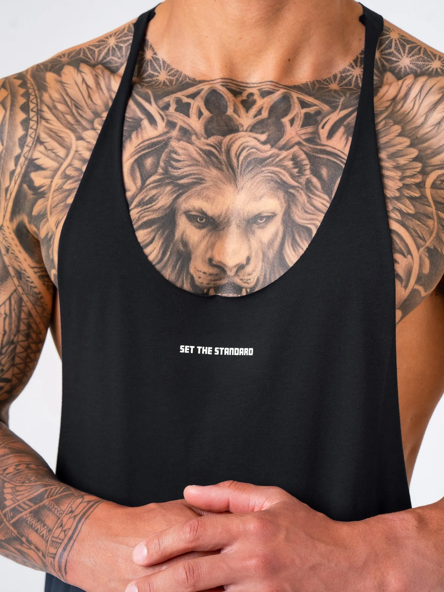 Arnie T-Back - Black low maintenance cost Temperature Regulating