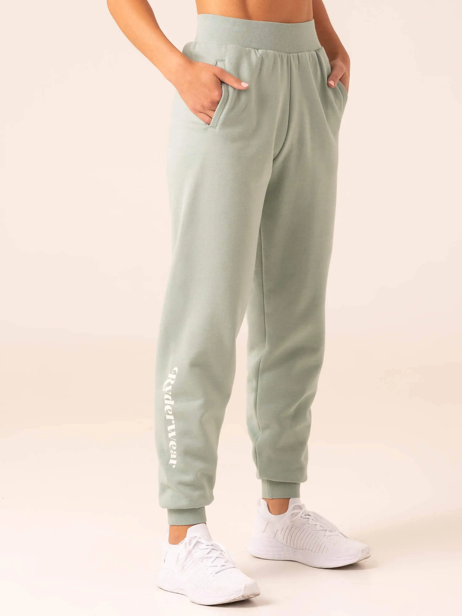 Reserve Track Pants - Pale Sage Thermal Regulating Fabric