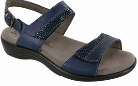 SAS Women`s Nudu - Navy Traction Lug Pattern