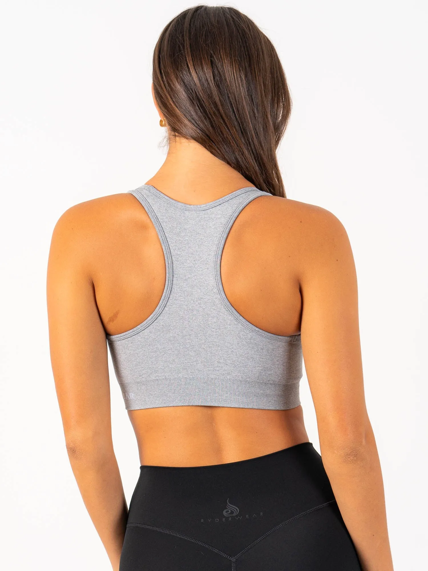 Staples Seamless Racer Back Sports Bra - Grey Marl Body-Conforming Fit Satin sports outfit