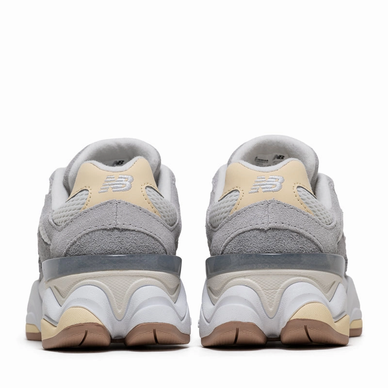Fresh Path Garden Lane New Balance 9060 (PS) - Sea Salt/Raincloud