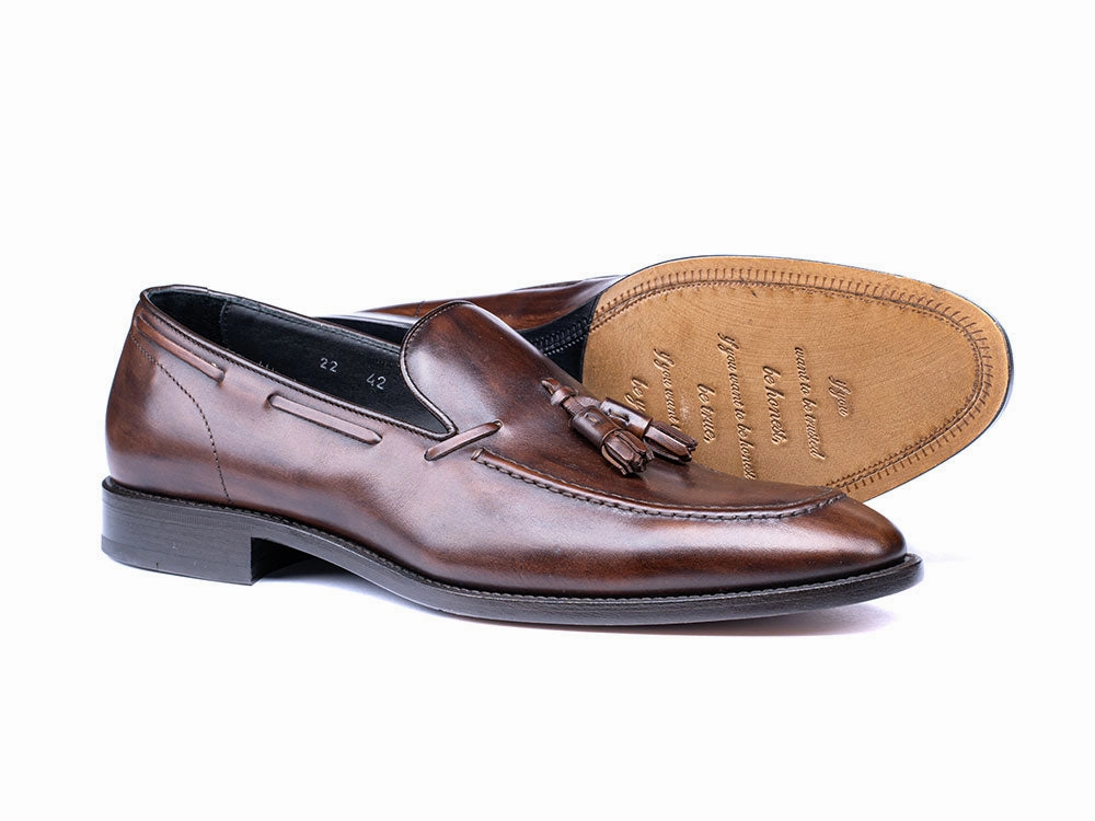 All-day Slip-on Footwear Sharp Profile Romeo