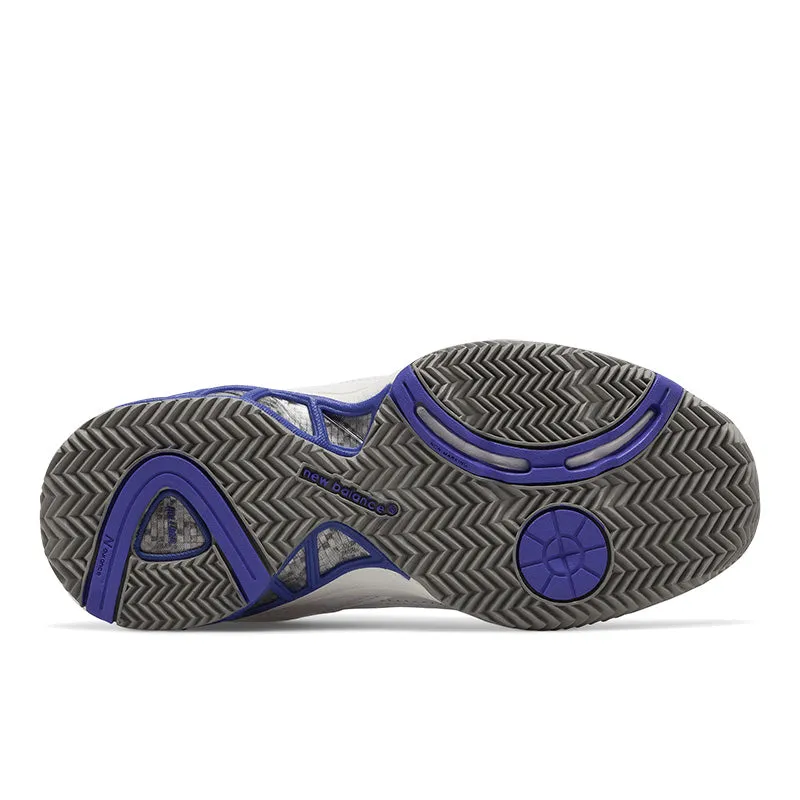 Women's 806 - Tennis Shoe running with a watch Neutral Stride Engineering