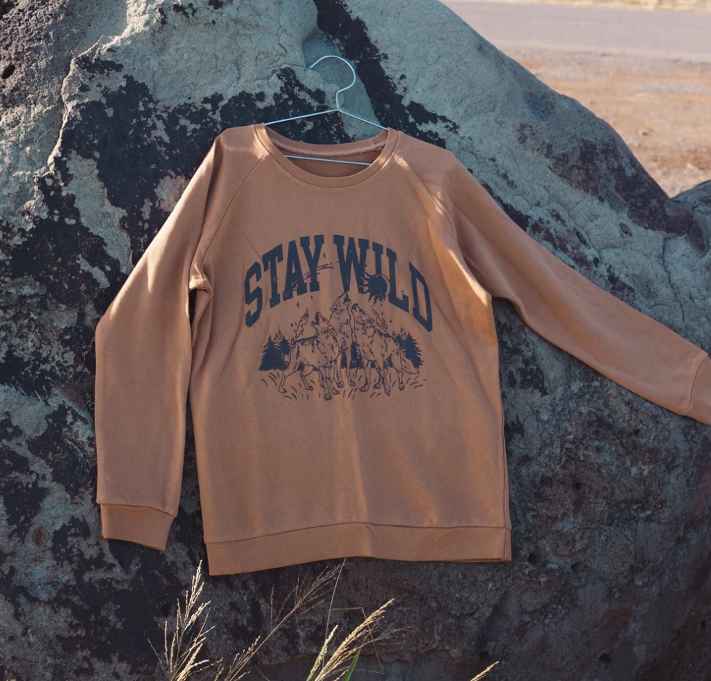 Accessories Lounge - Wear Long Sleeve Raglan- Stay Wild