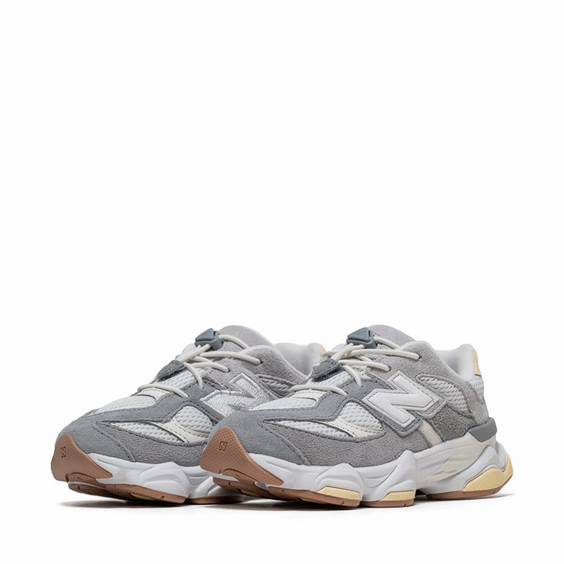 Street Hold Ankle Strap New Balance 9060 (TD) - Sea Salt/Raincloud