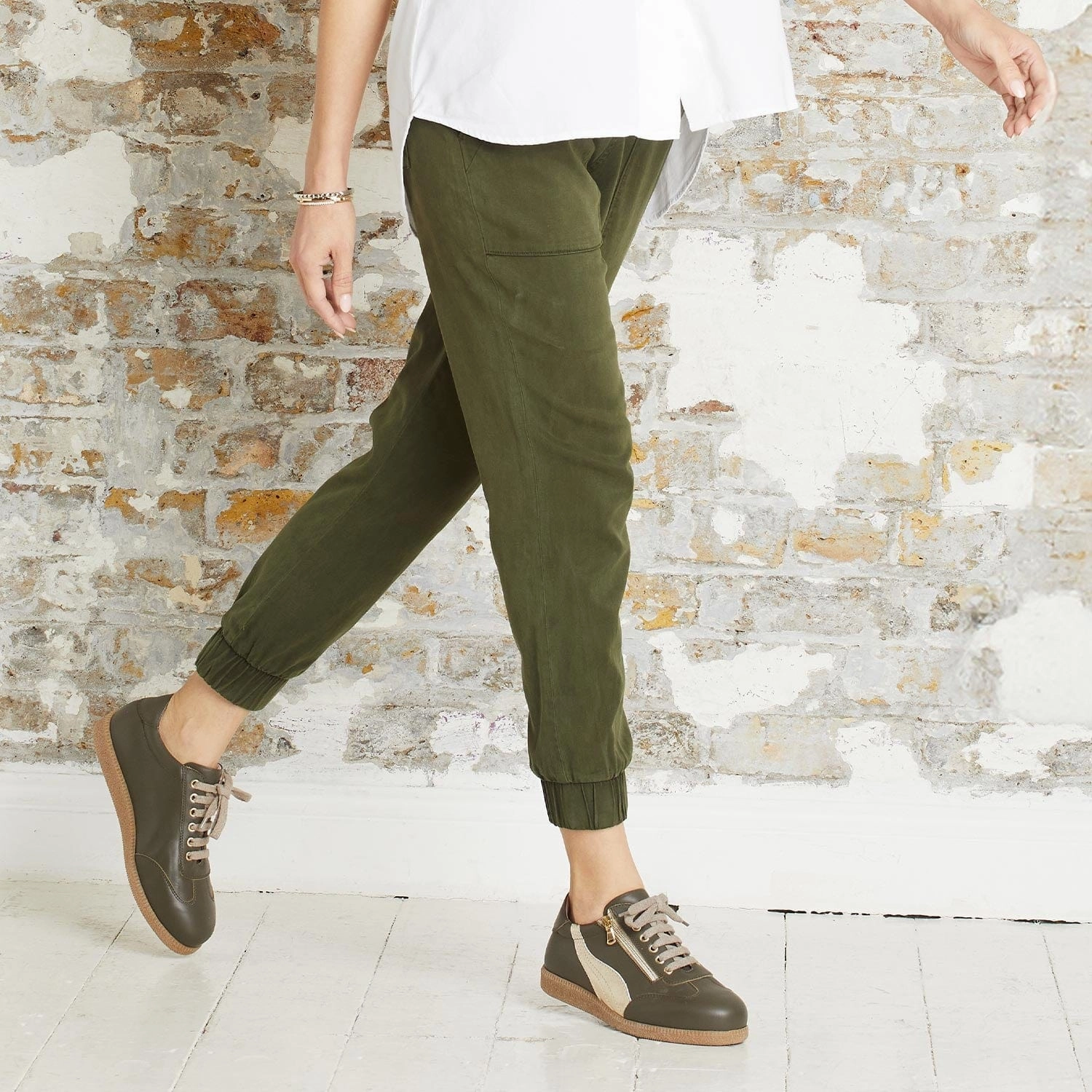 Weekend Pick Swirl: Olive Leather