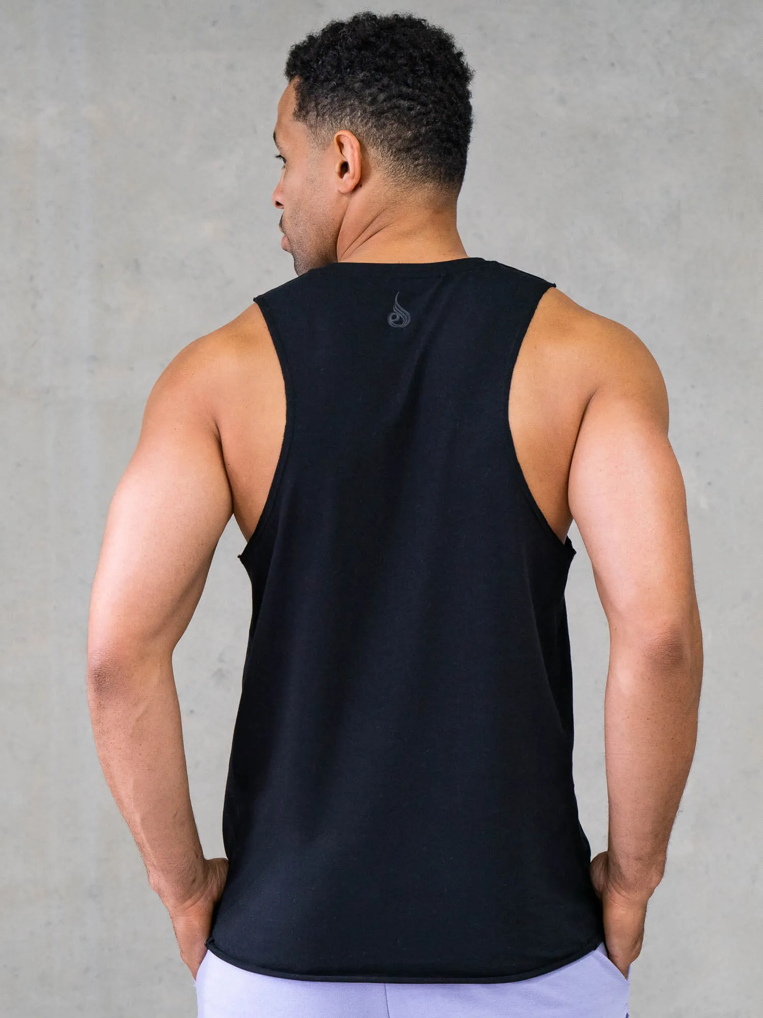 area saturation Force Tank - Black