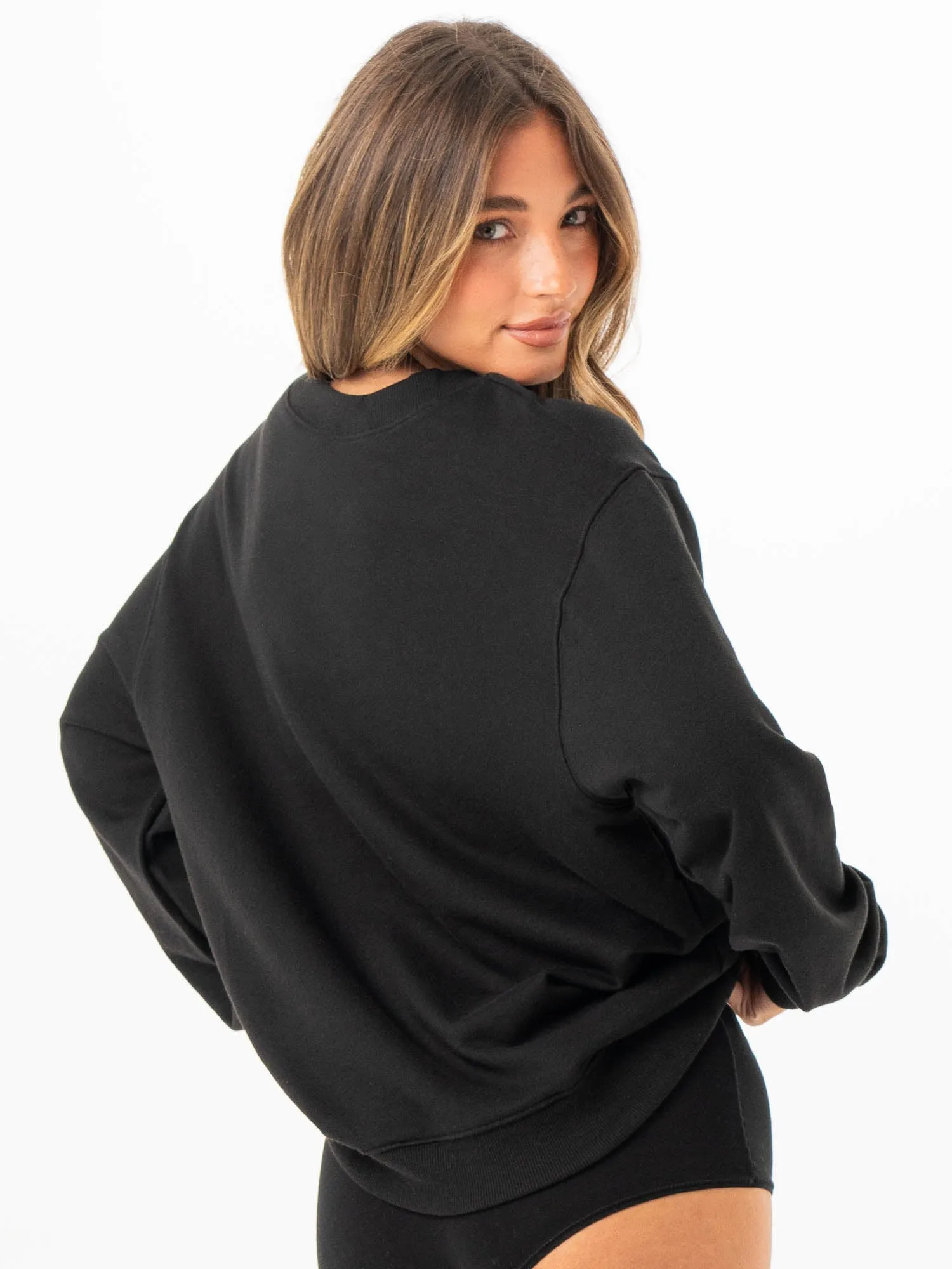 Double Layered Insulation Tempo Sweater - Black