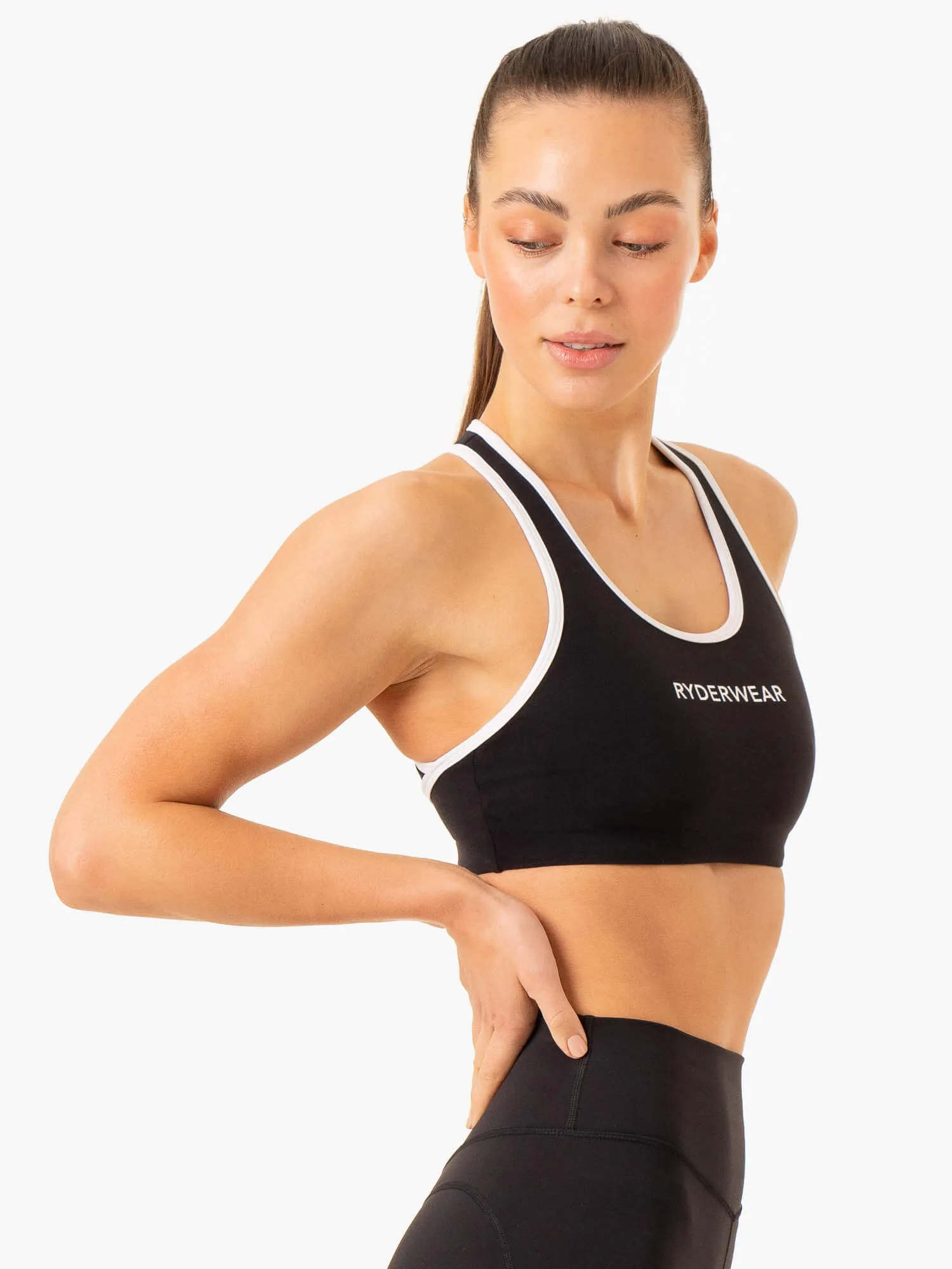 Frequency High Impact Sports Bra - Black Flexible frame Decorative stitching seams