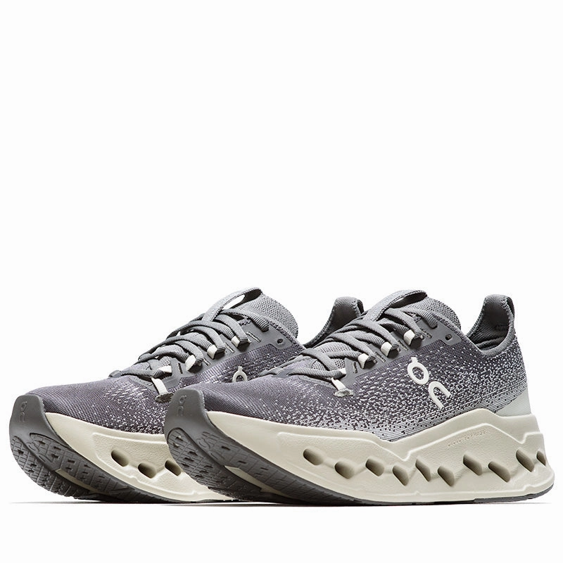 Relax Moment On Cloudsurfer Max - Asphalt/Ice