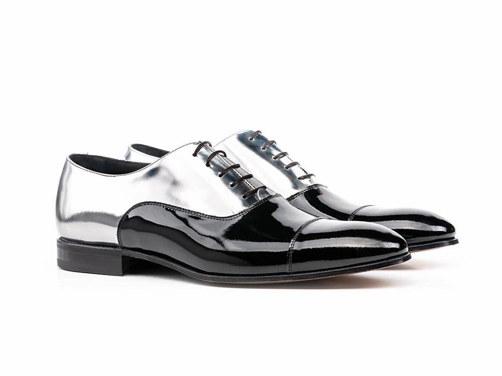 Glossy Layer Sharp Dresser Tot??