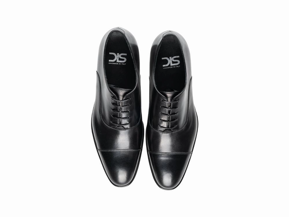 Tot?? Matte Finish Boardroom Wear Subtle Oxfords