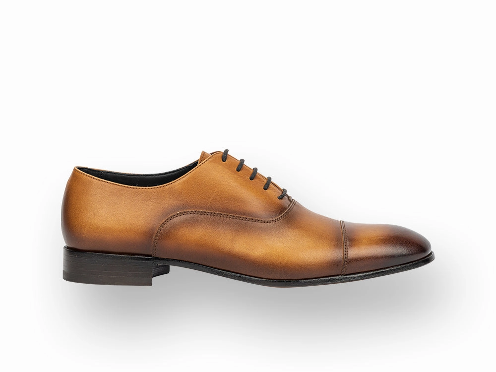 Sleek Design Minimalist Dresser Structured Upper Active Worker Tot??