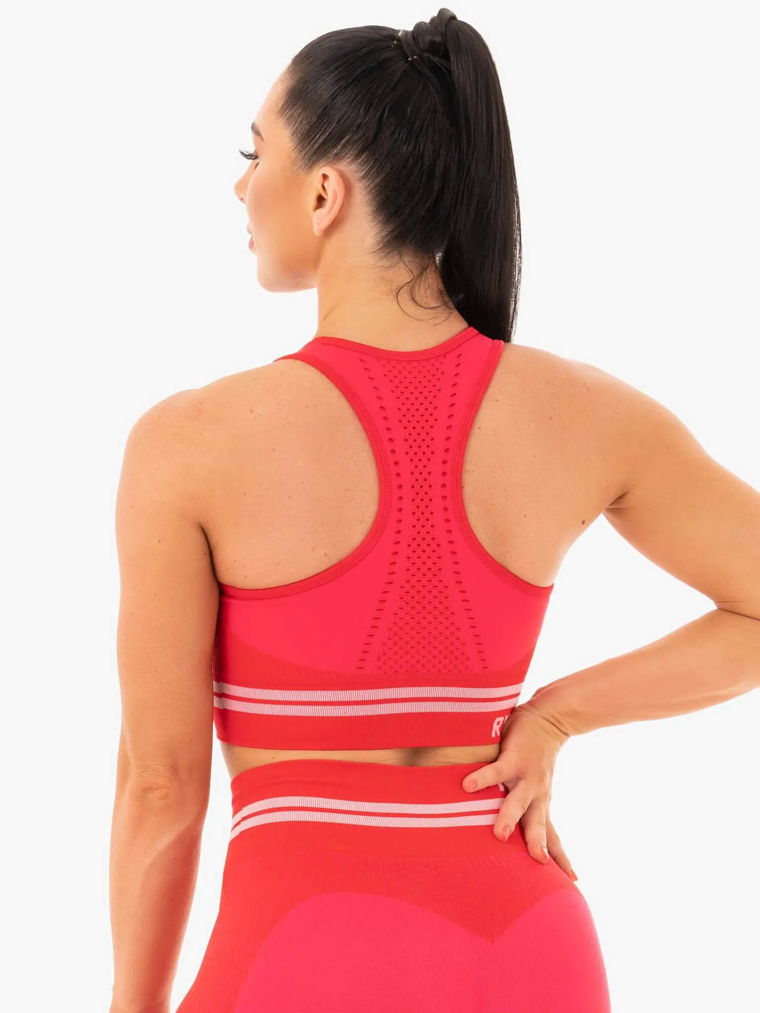 Freestyle Seamless Longline Sports Bra - Red Elastic Fabric