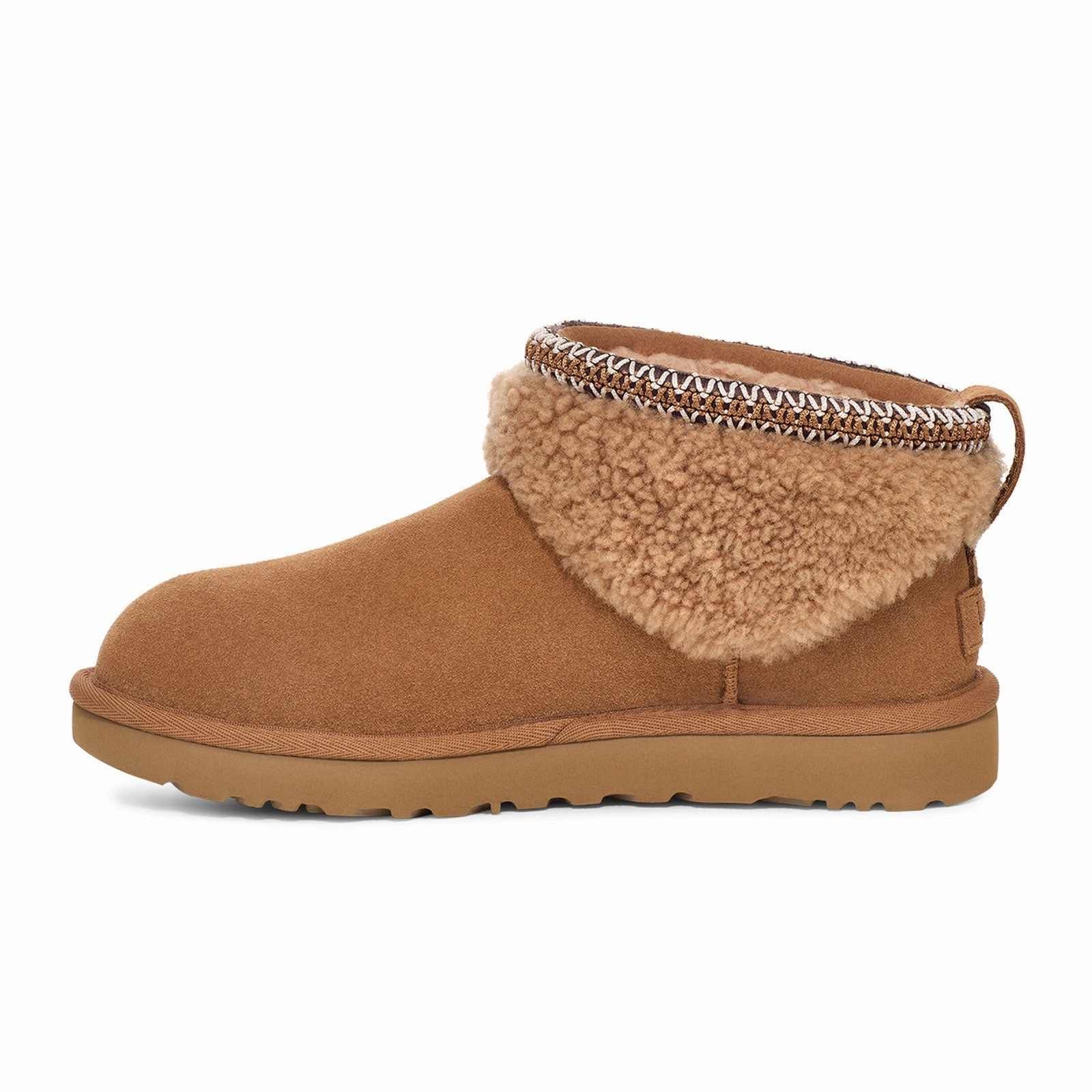 UGG? Classic Ultra Mini Maxi Curly Boot (Women) - Chestnut All Day