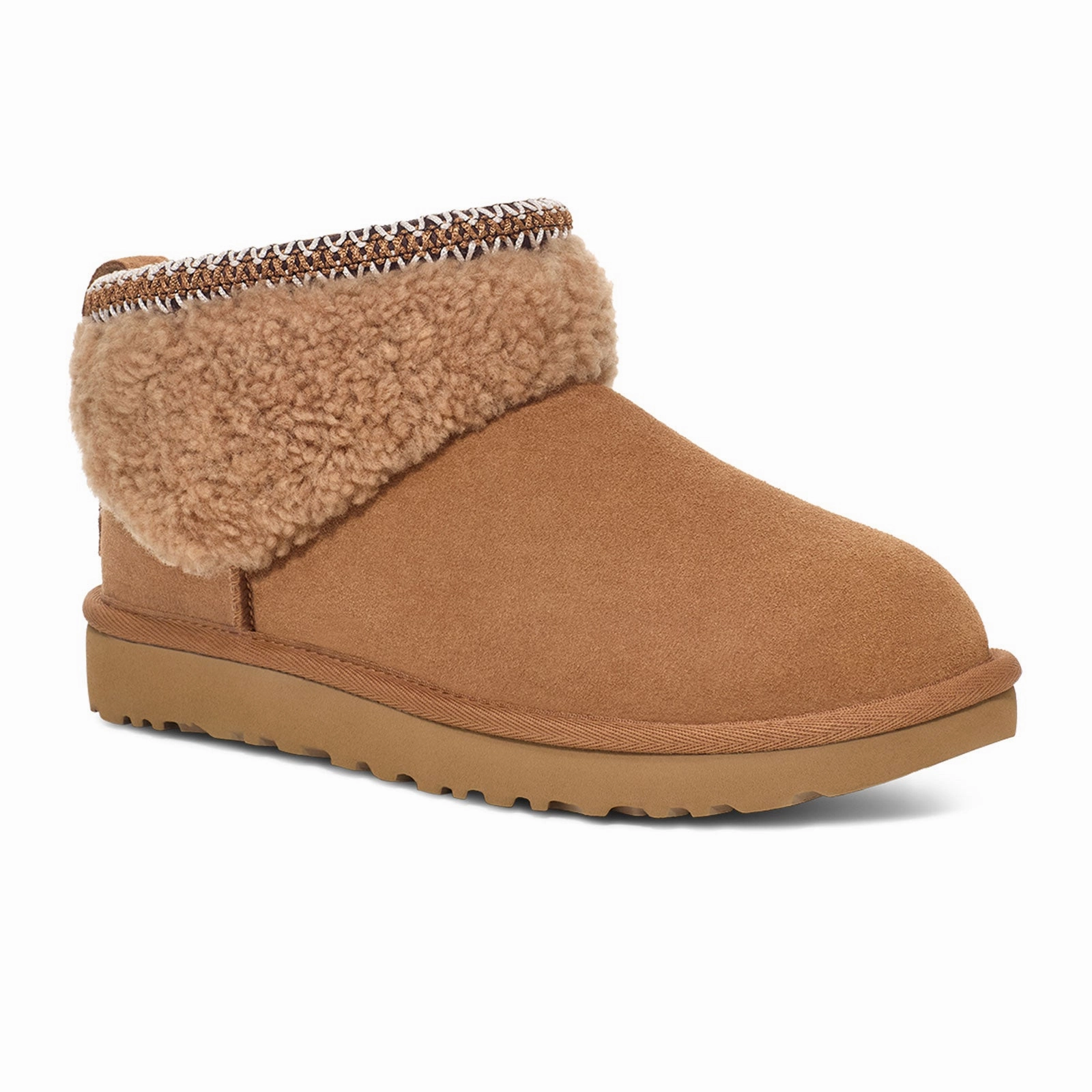 Cozy Town Multi-Purpose UGG? Classic Ultra Mini Maxi Curly Boot (Women) - Chestnut