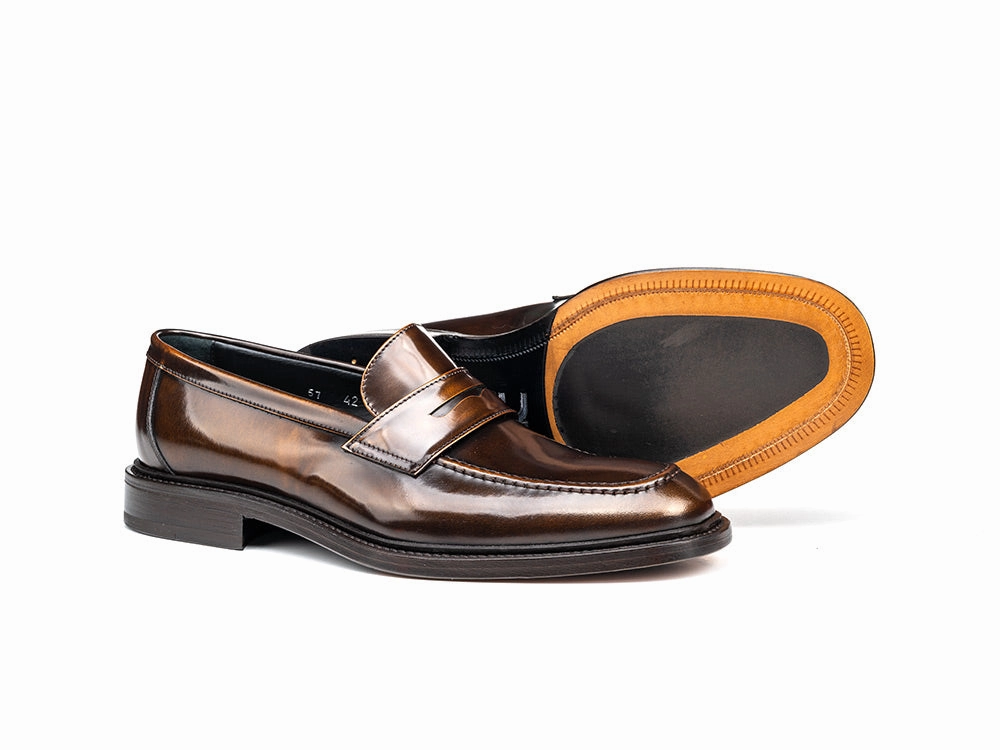 Uliassi Urban Sleek Park Day