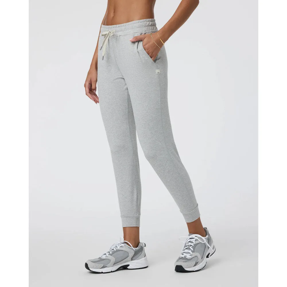 Relaxed Cut Women's Performance Jogger