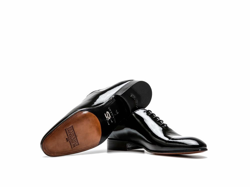 Balanced Structure Sharp Dresser Sharp Style Verdi