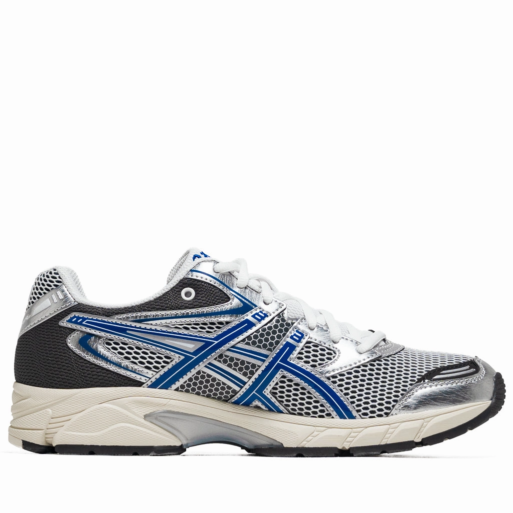 Asics Gel-DS Trainer 14 - White/Asics Blue Bridge Path Sleek Silhouette