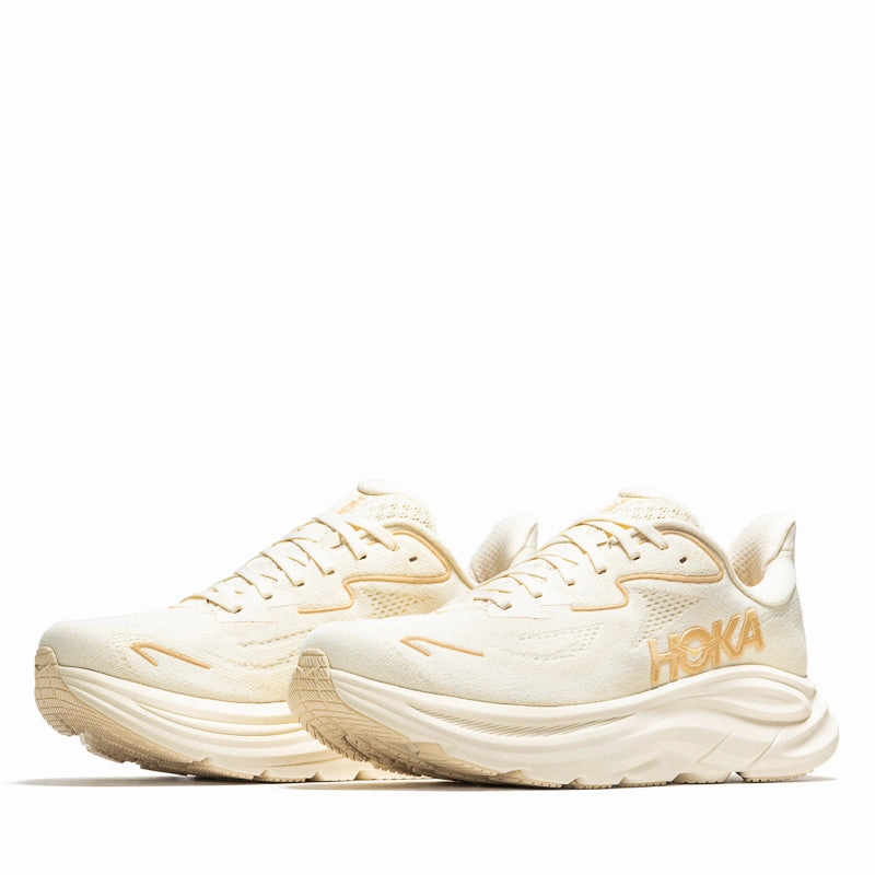 Quiet Confidence Women's Hoka Clifton 10 - Vanilla/Birch