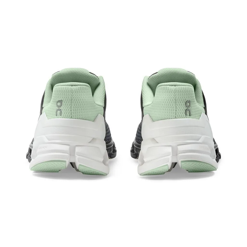 evening run Women's Cloudflyer - Wide (D)