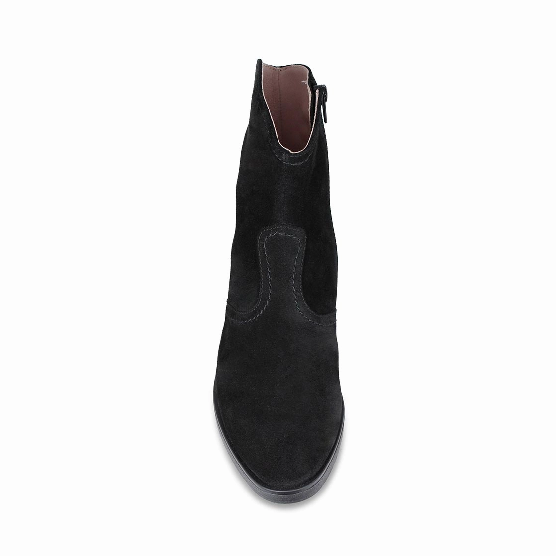 Montana: Black Suede Built For Comfort