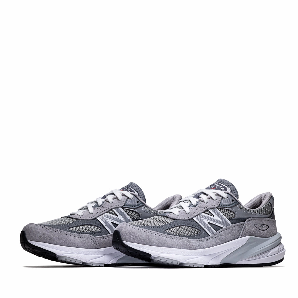 Women's New Balance Made in USA 990v6 - Grey Book Spot Lane Stylish Look