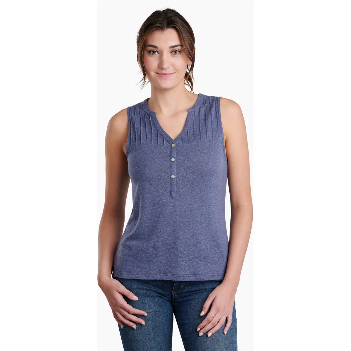 Women's Brisa Tank summer look