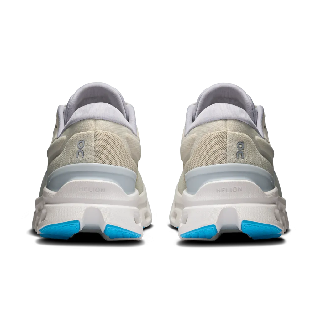 Women's Cloudstratus 3 Workout lace - up closure